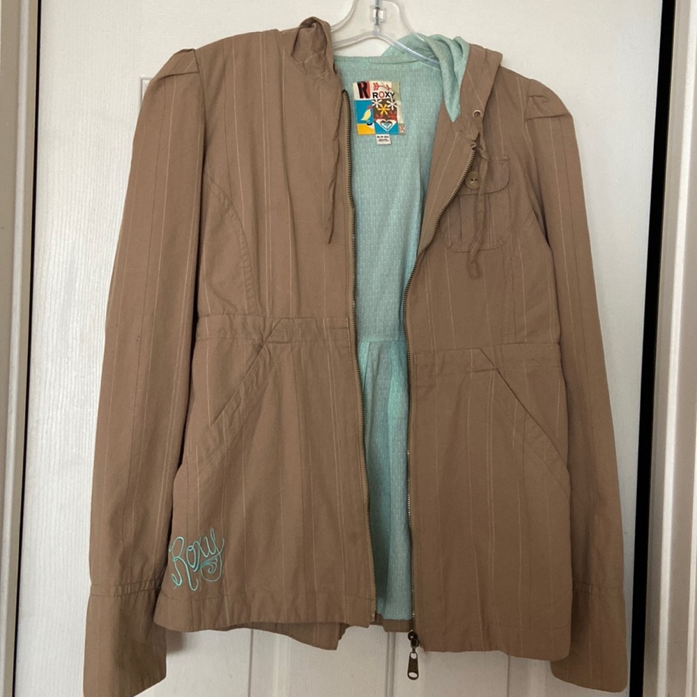 Super cute ROXY light jacket